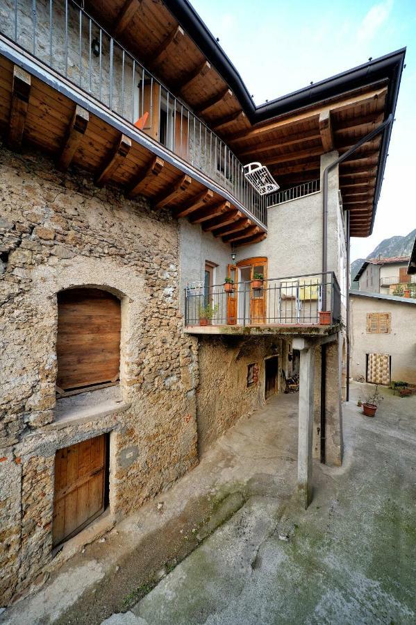 Loggia Apartment Vobarno Luaran gambar